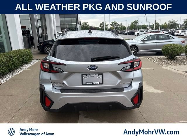 Used 2024 Subaru Crosstrek 2.0i Premium AWD/4WD image 8