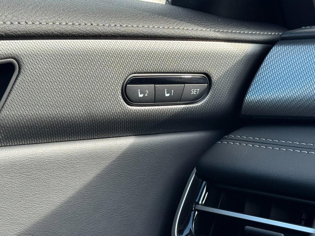 New 2026 INFINITI QX60 Luxe w/ Cargo Package image 10