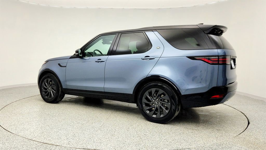 Used 2023 Land Rover Discovery S R-Dynamic AWD/4WD image 7