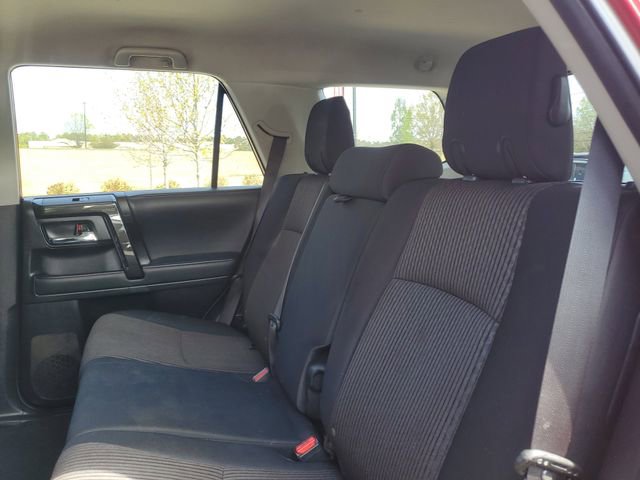 Used 2022 Toyota 4Runner TRD Off-Road AWD/4WD image 9