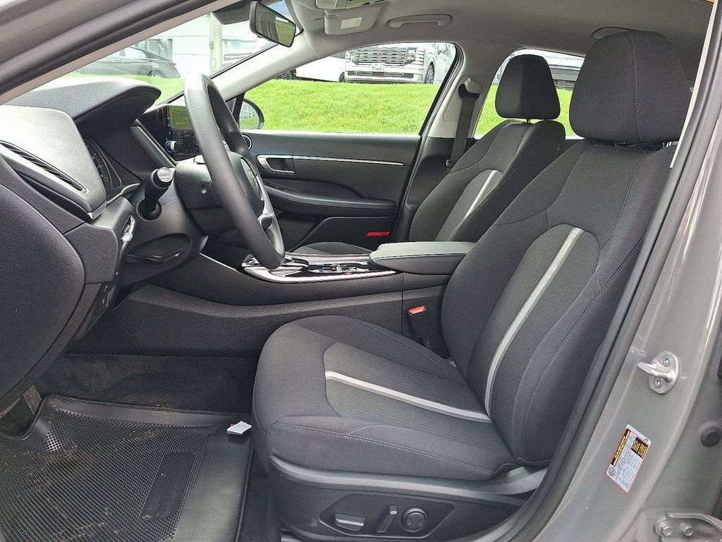 Used 2023 Hyundai Sonata SEL FWD image 14