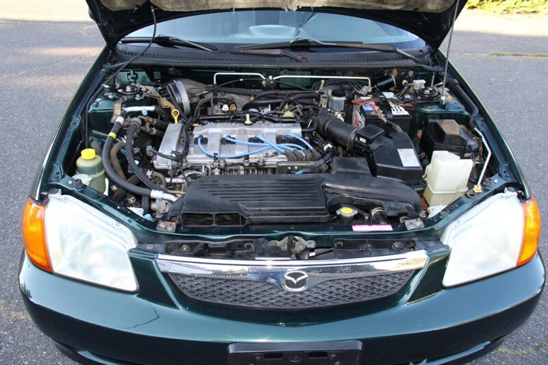 Used 1999 MAZDA Protege ES FWD image 18
