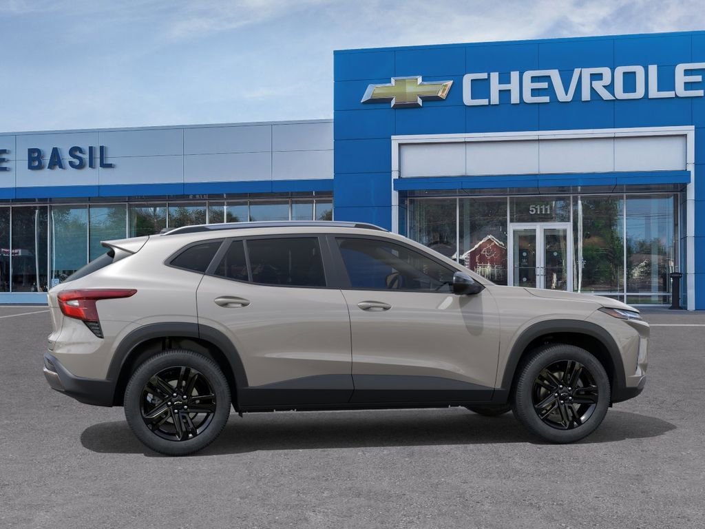 New 2026 Chevrolet Trax ACTIV w/ Sunroof Package FWD image 5
