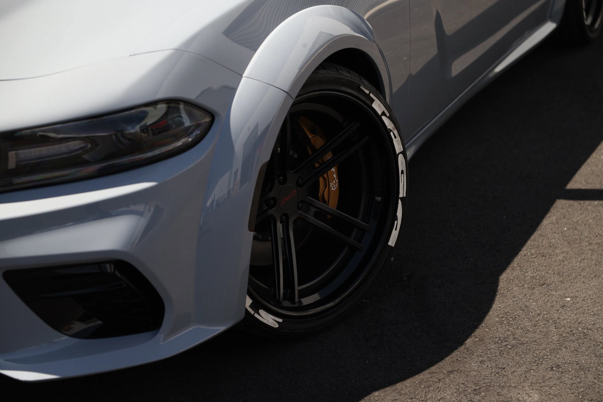 Used 2021 Dodge Charger SRT Hellcat image 2