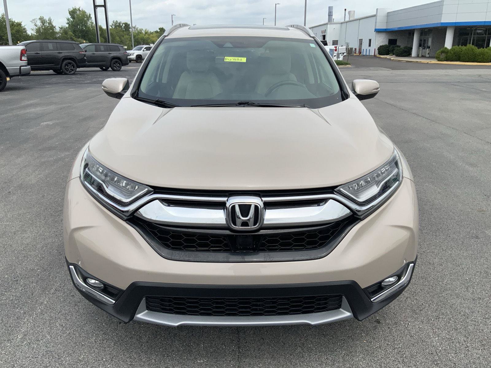 Used 2018 Honda CR-V Touring image 3