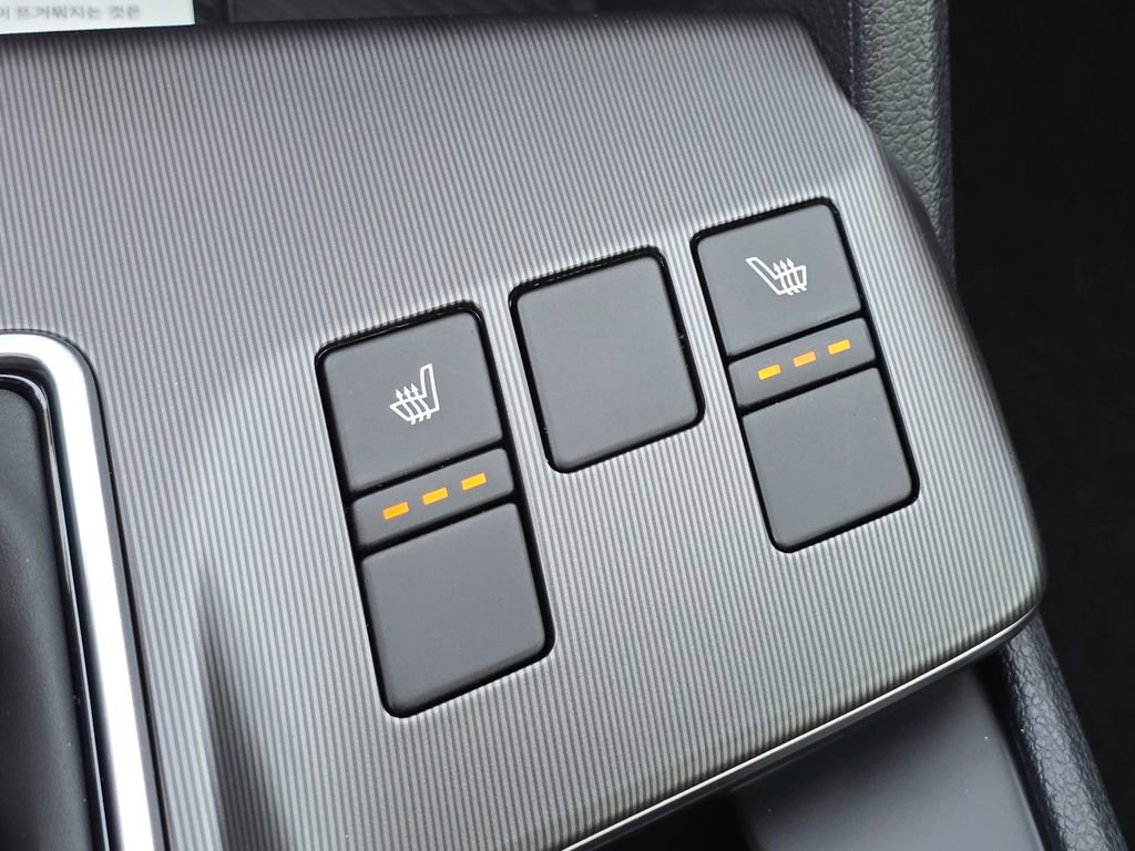 New 2026 Kia Sportage EX image 17