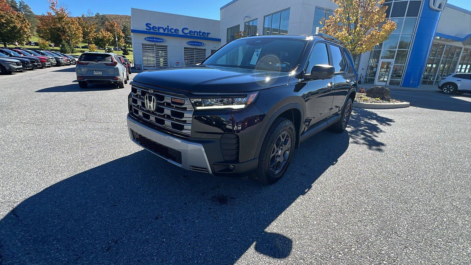 New 2026 Honda Pilot TrailSport image 8