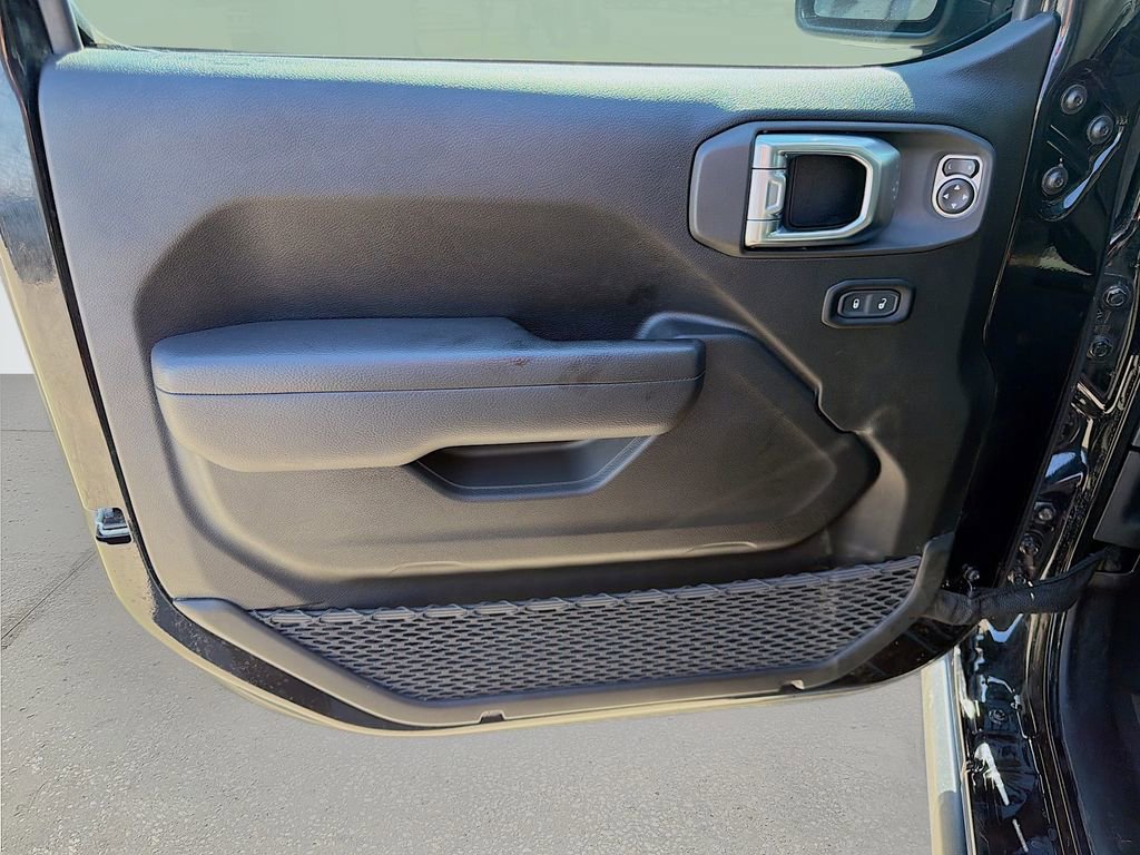 Used 2024 Jeep Wrangler Sport S image 20