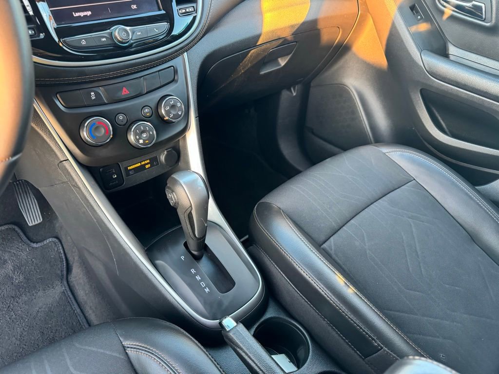 Used 2021 Chevrolet Trax LT w/ Driver Confidence Package image 15