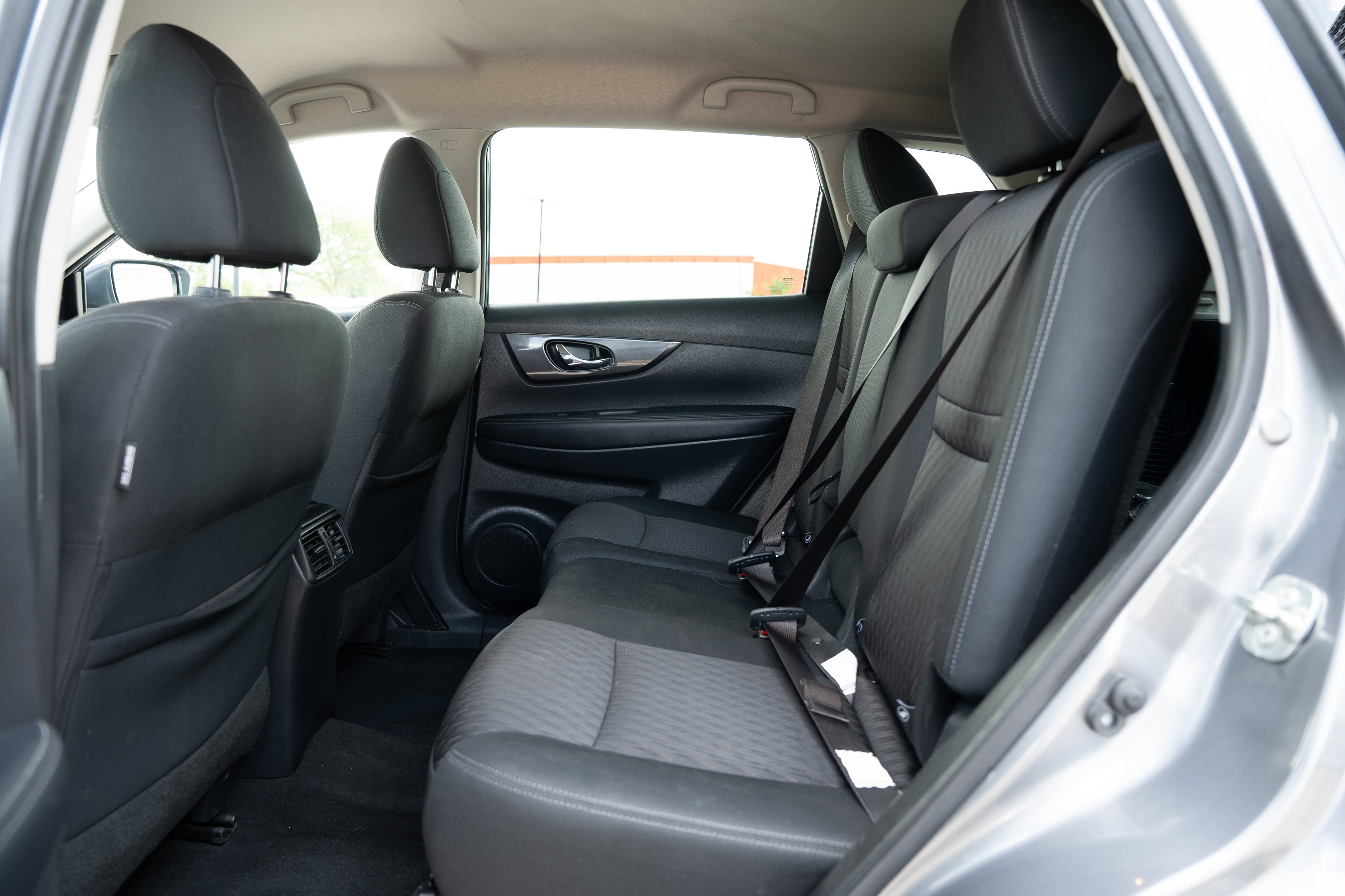 Used 2019 Nissan Rogue SV AWD/4WD image 19