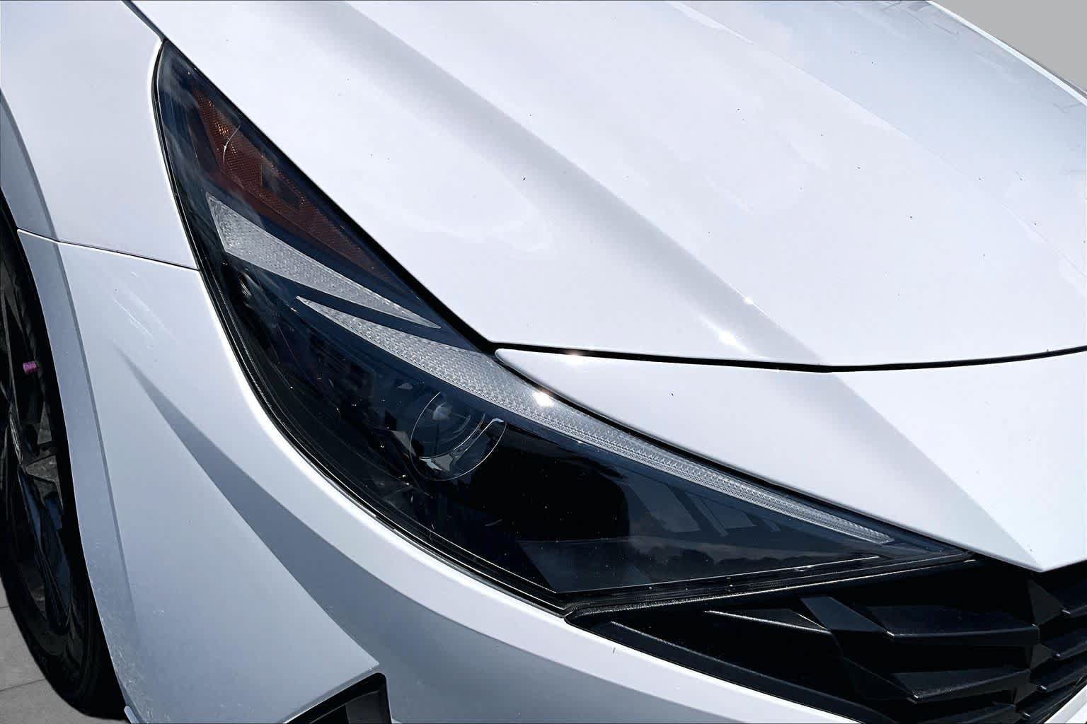 Used 2022 Hyundai Elantra Blue FWD image 28