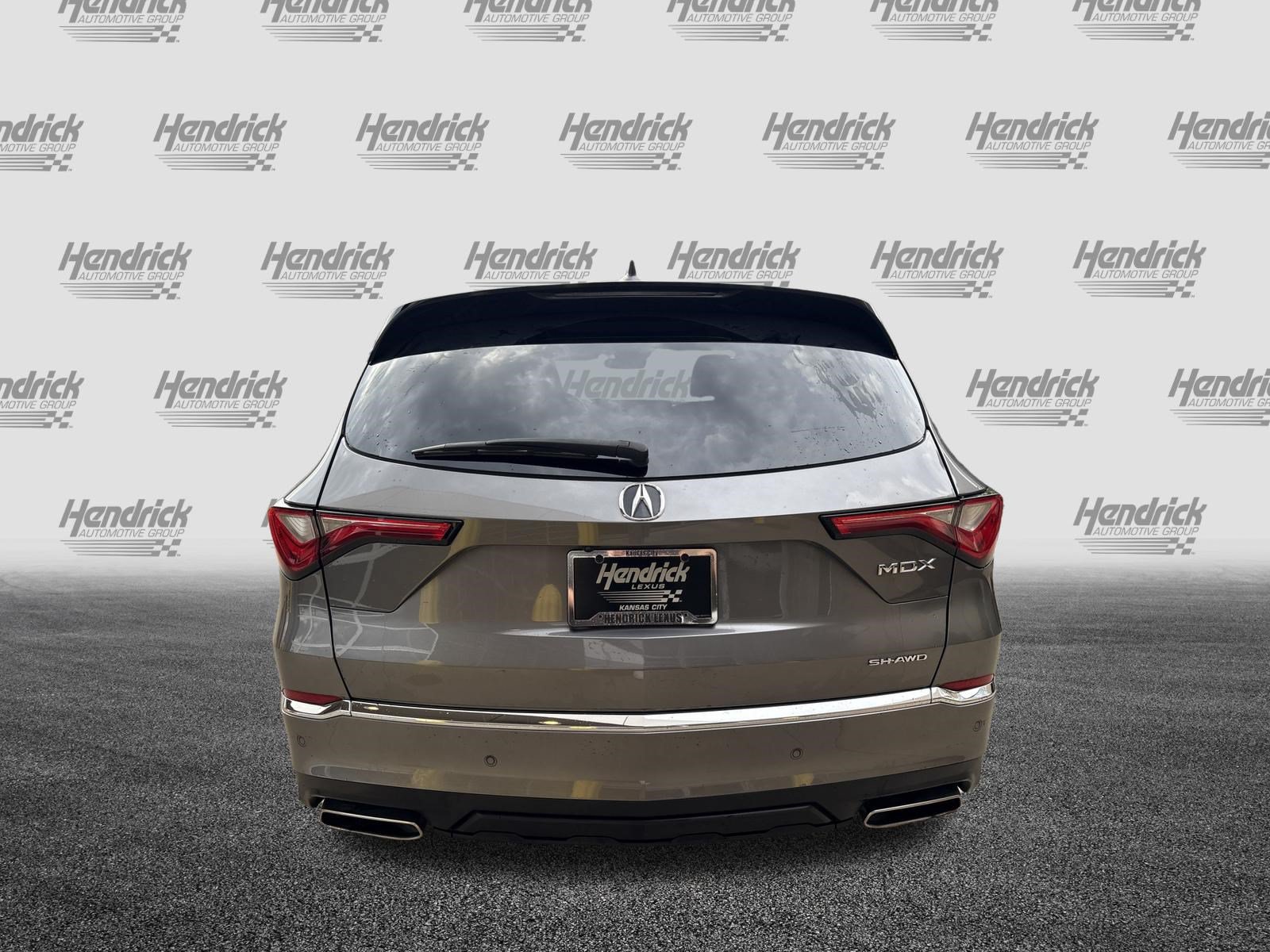 Used 2022 Acura MDX w/ Technology Package AWD/4WD image 9