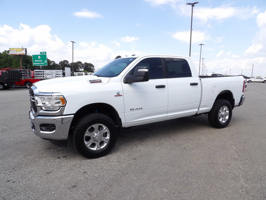 Used 2024 RAM 2500 Big Horn w/ Off Road Package AWD/4WD image 3
