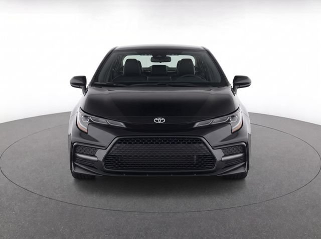 Used 2025 Toyota Corolla SE FWD image 6