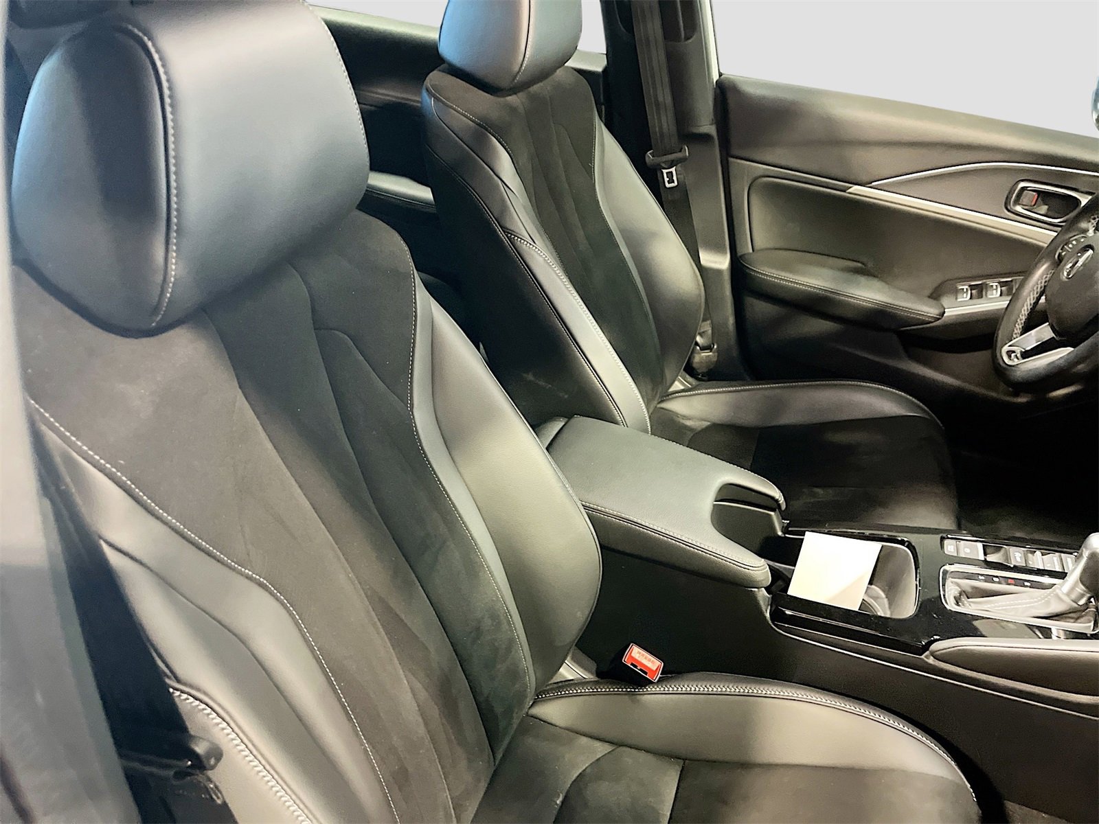 Used 2023 Acura Integra A-Spec image 28