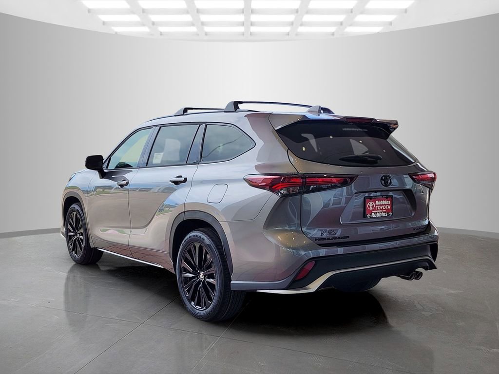 New 2026 Toyota Highlander XSE AWD/4WD image 4