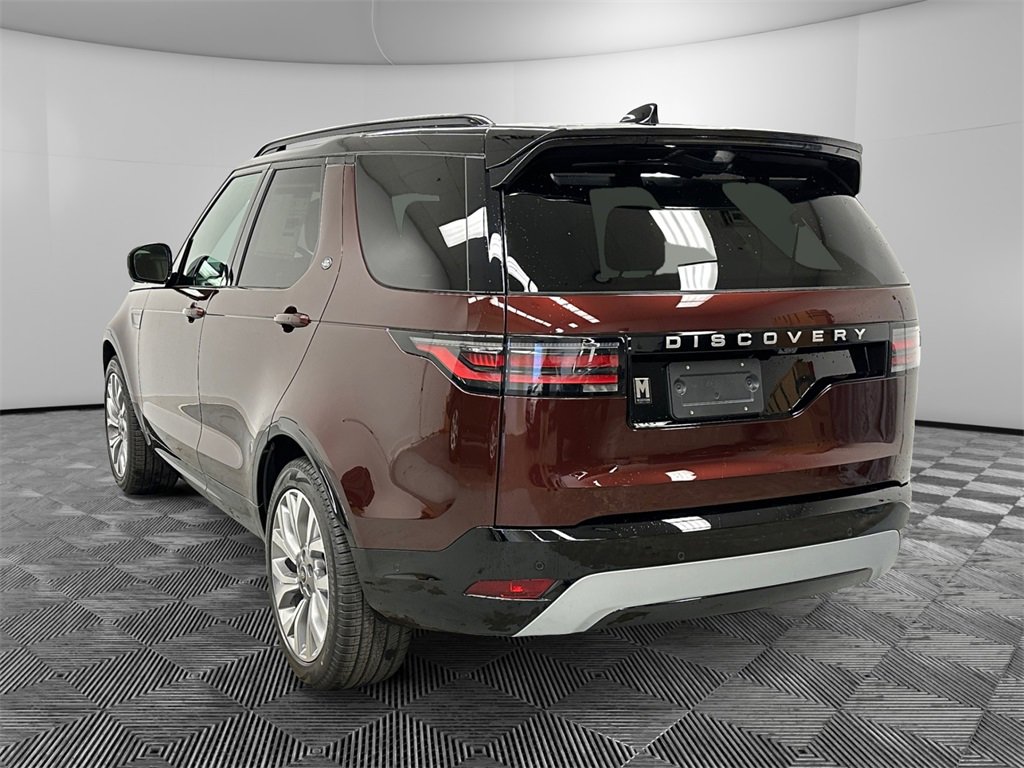 New 2026 Land Rover Discovery Limited Edition image 3