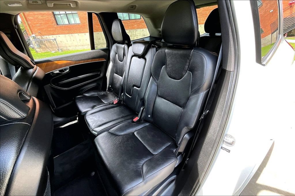 Used 2023 Volvo XC90 B6 Core w/ Climate Package AWD/4WD image 35