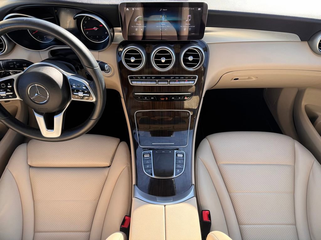 Used 2022 Mercedes-Benz GLC 300 image 27