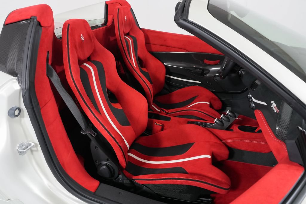 Used 2020 Ferrari 488 Pista Spider RWD image 41