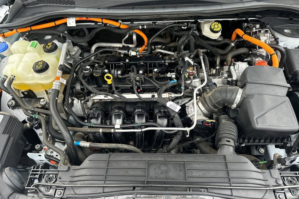 Used 2020 Ford Escape SE Sport image 19