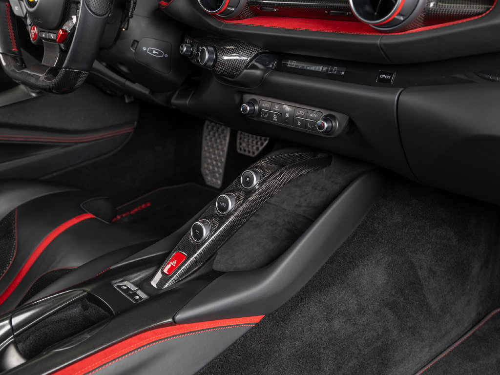 Certified 2020 Ferrari 812 Superfast RWD image 22