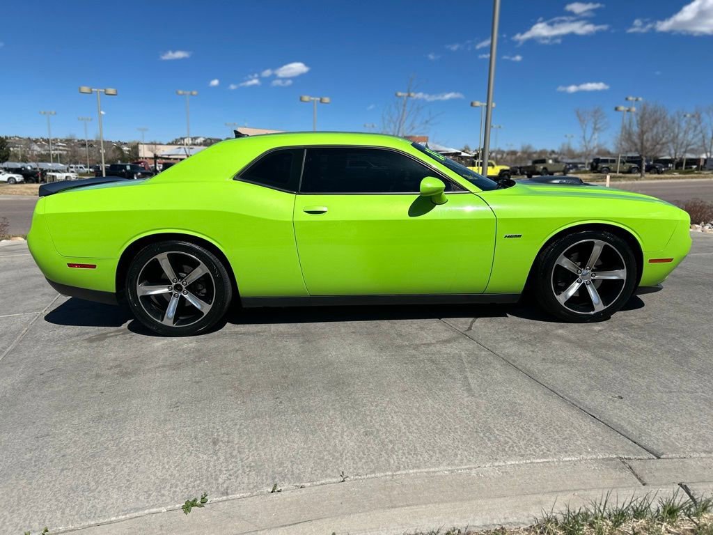 Used 2015 Dodge Challenger R/T Plus RWD image 9