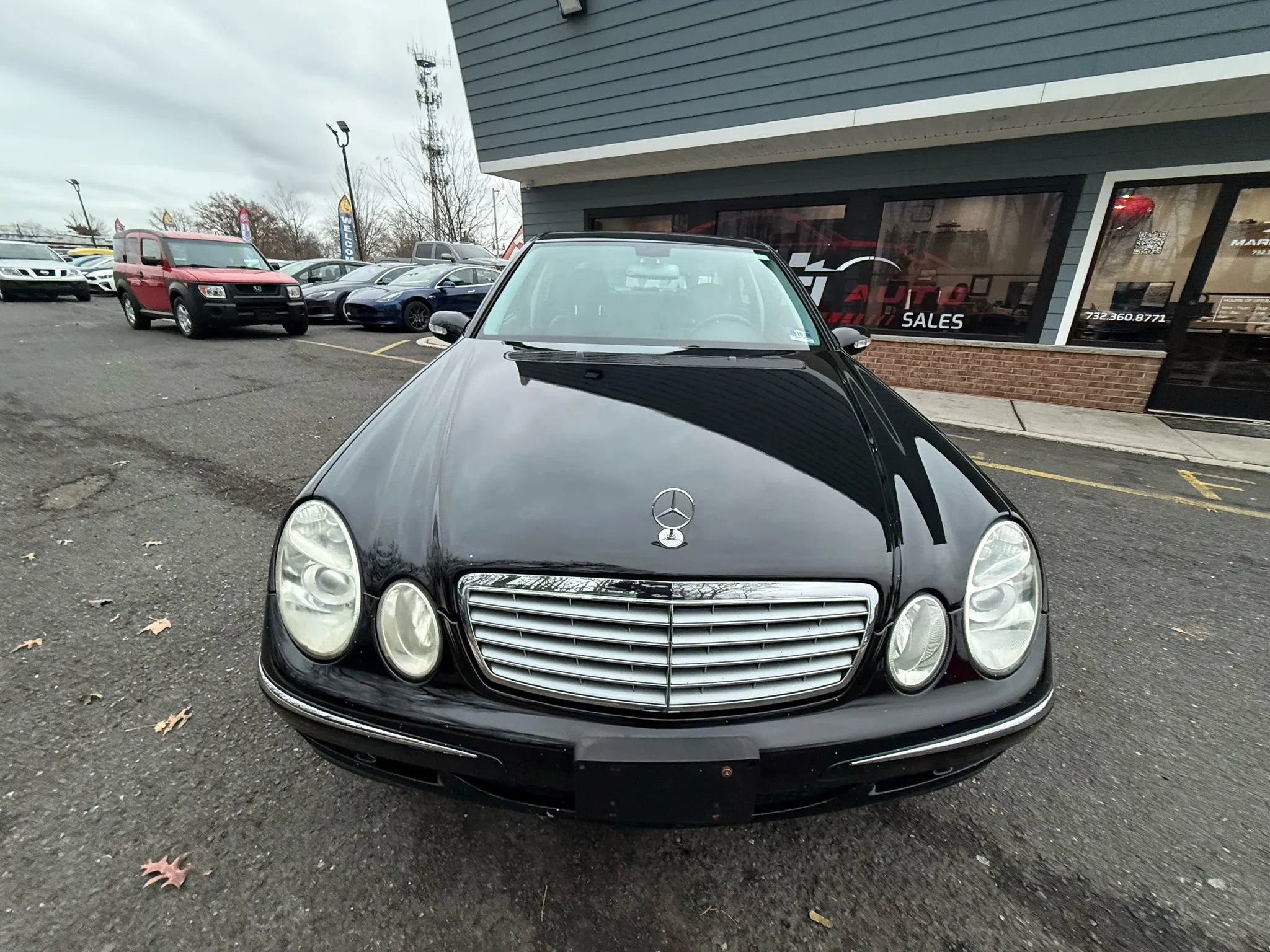 Used 2006 Mercedes-Benz E 350 4MATIC Sedan image 2