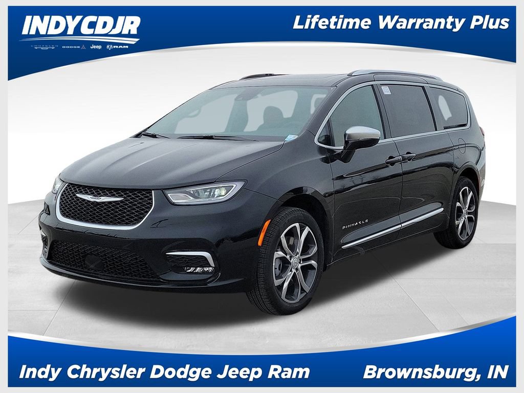 New 2026 Chrysler Pacifica Pinnacle w/ Trailer Tow Group