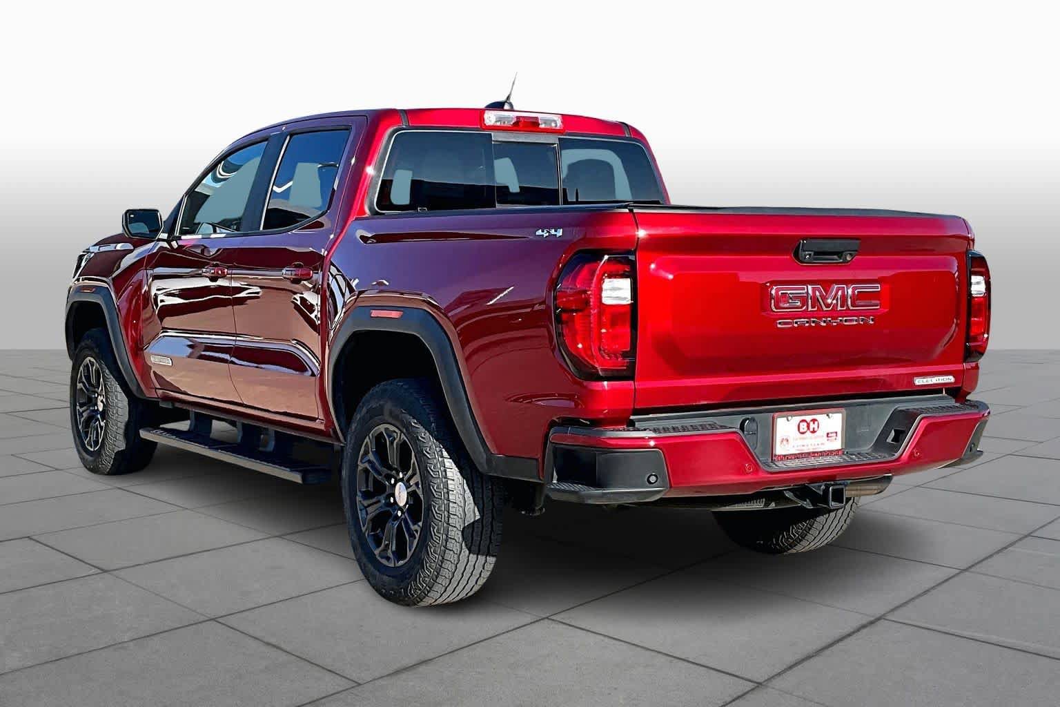 Used 2023 GMC Canyon Elevation w/ Elevation Premium Package image 11