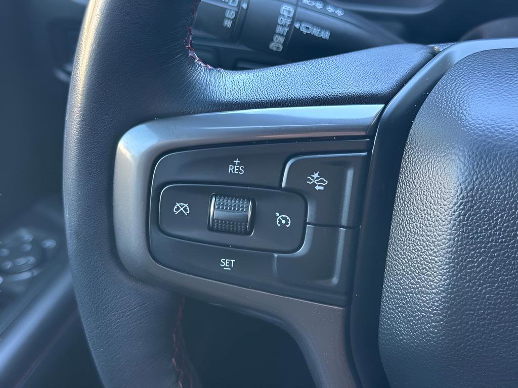 Used 2023 Chevrolet Suburban RST image 33