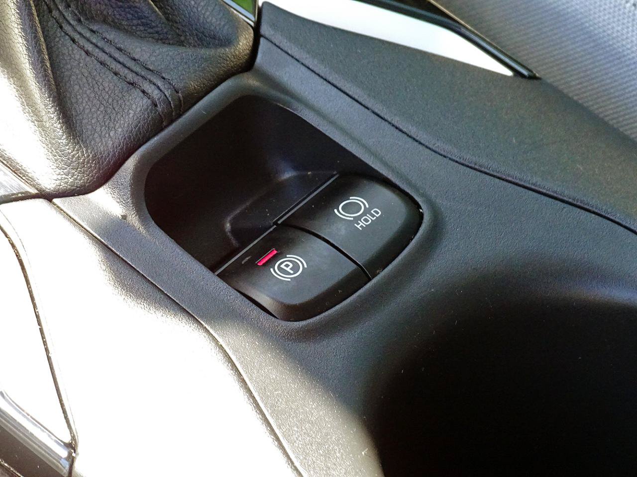 Used 2024 Toyota Corolla Cross L FWD image 21