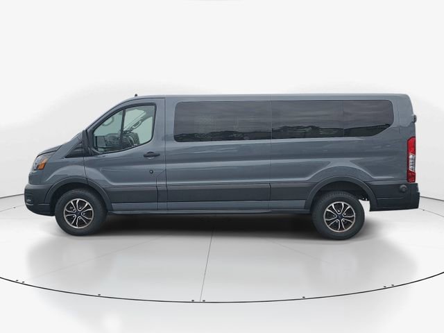 Used 2022 Ford E-Transit Low Roof image 4