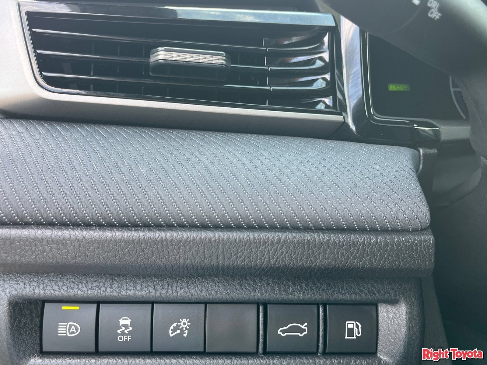 Used 2026 Toyota Camry SE FWD image 32