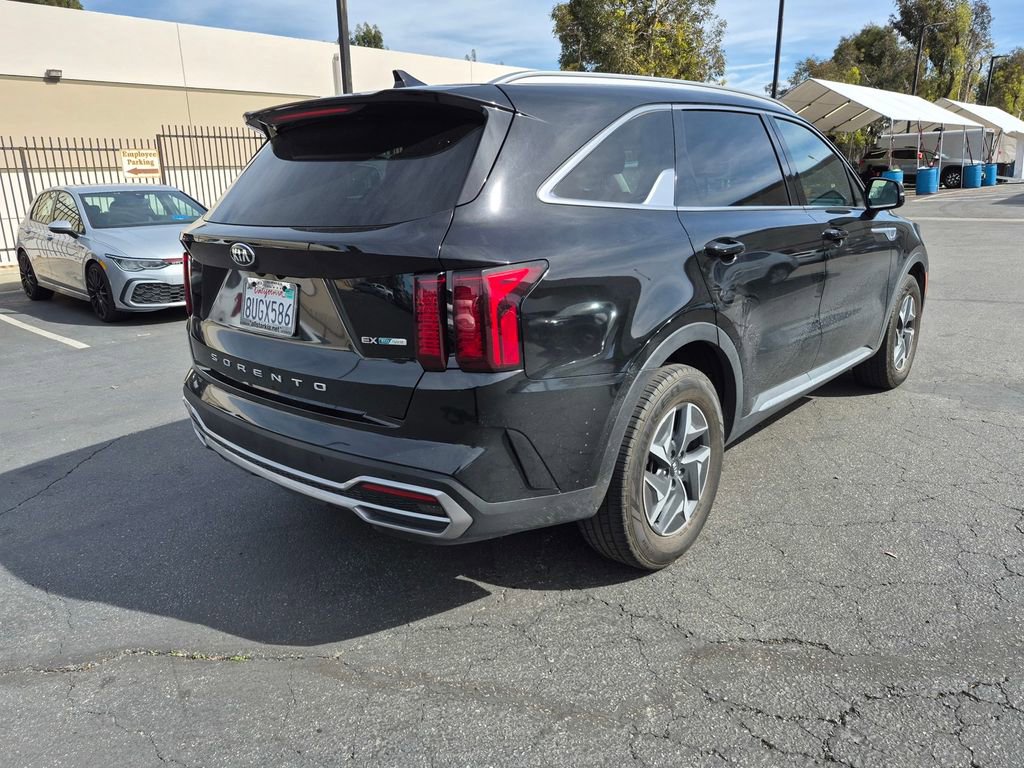 Used 2021 Kia Sorento EX image 7