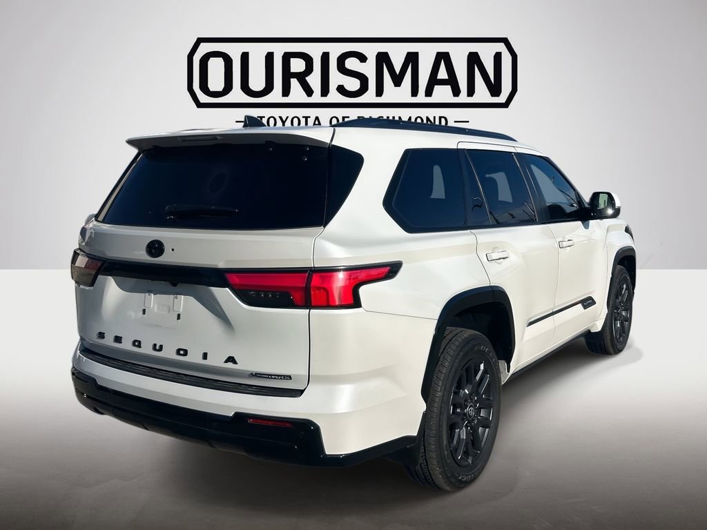 Used 2025 Toyota Sequoia Platinum image 5