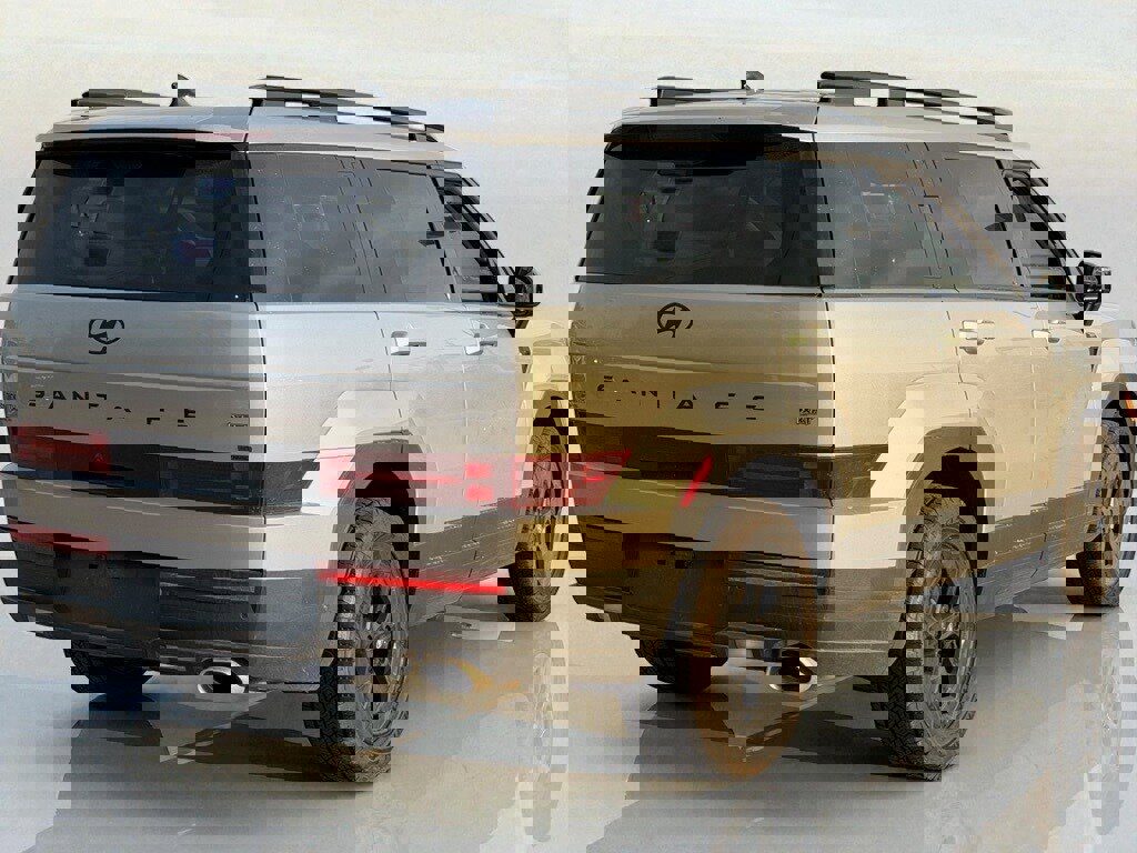 Used 2024 Hyundai Santa Fe XRT image 3