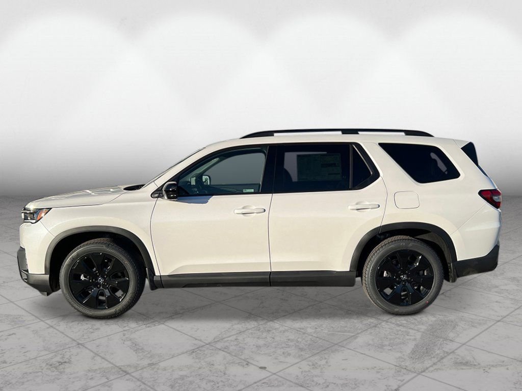 New 2026 Honda Pilot Black Edition image 2