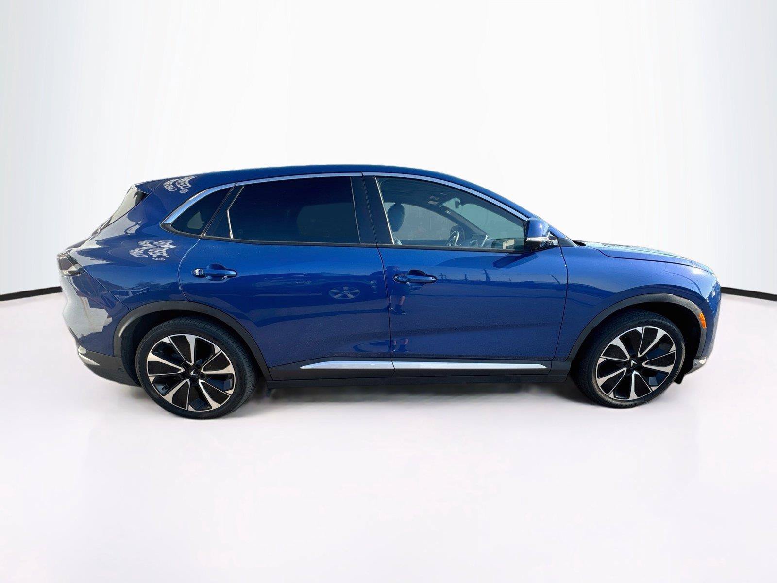 Used 2024 VinFast VF 8 Plus AWD/4WD image 6
