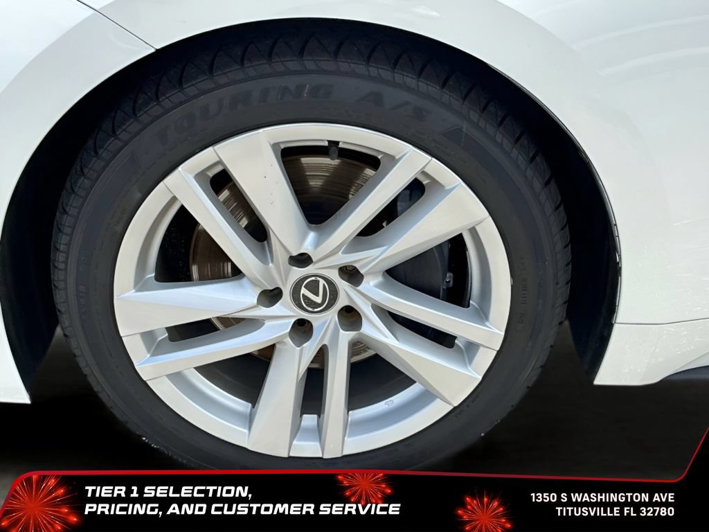 Used 2023 Lexus IS 300 w/ Comfort Package RWD image 37