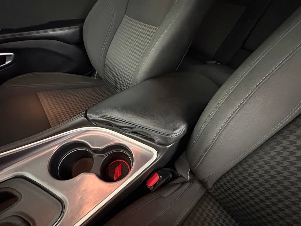 Used 2019 Dodge Challenger SXT RWD image 26