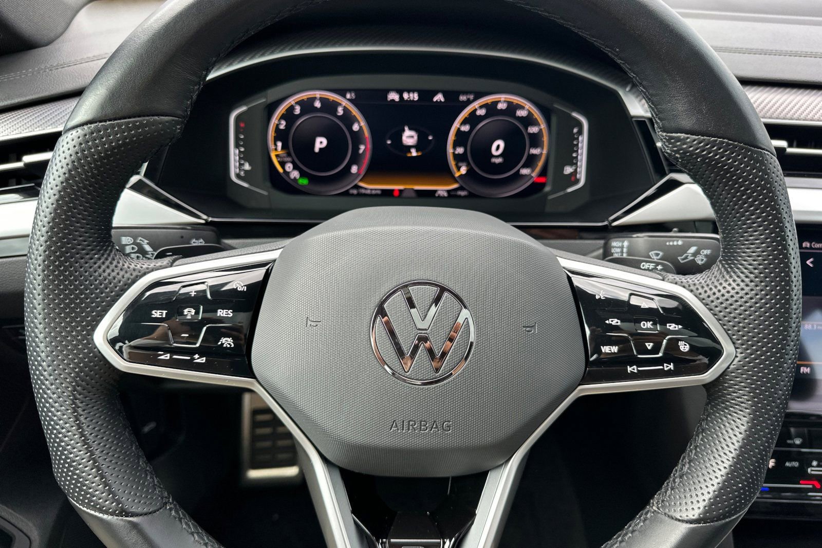 Used 2023 Volkswagen Arteon SEL AWD/4WD image 23