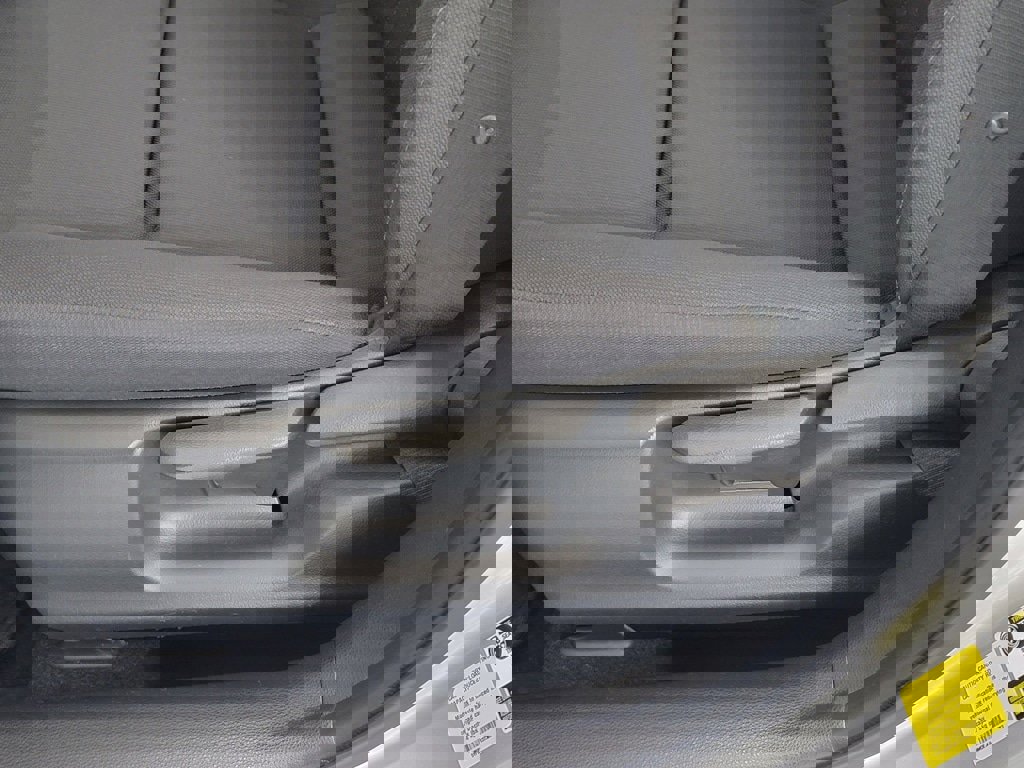 Used 2024 Toyota Corolla LE image 15