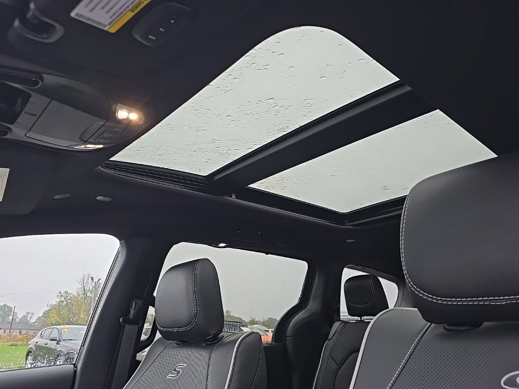 New 2026 Chrysler Pacifica Limited w/ S Appearance Package image 18