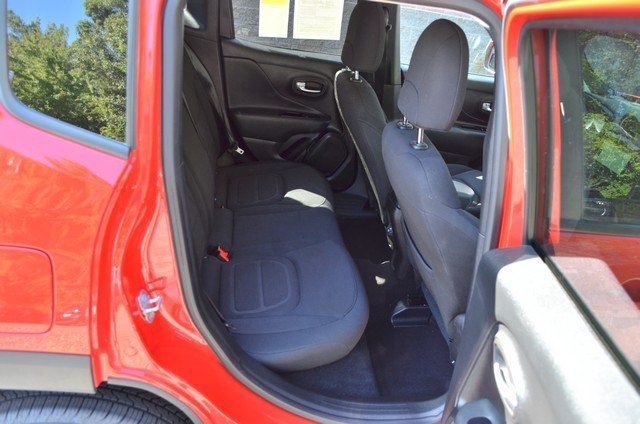 Used 2022 Jeep Renegade Latitude image 35