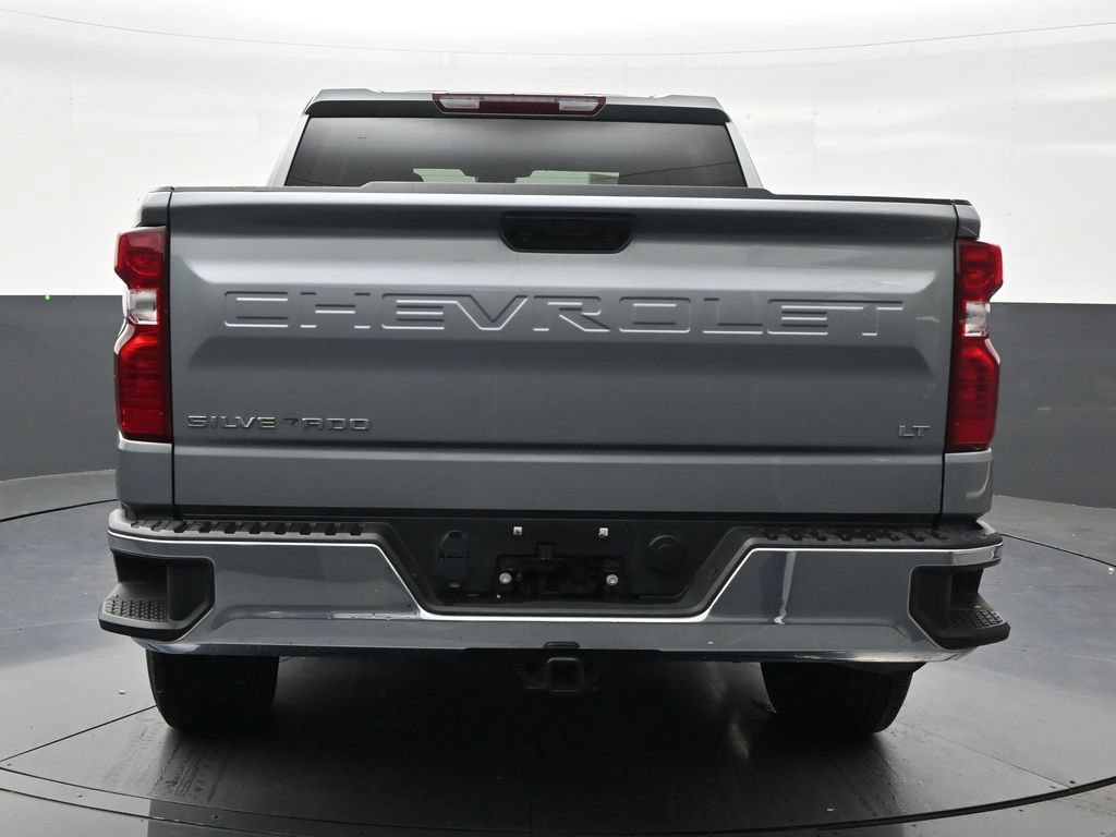 Used 2024 Chevrolet Silverado 1500 LT RWD image 4