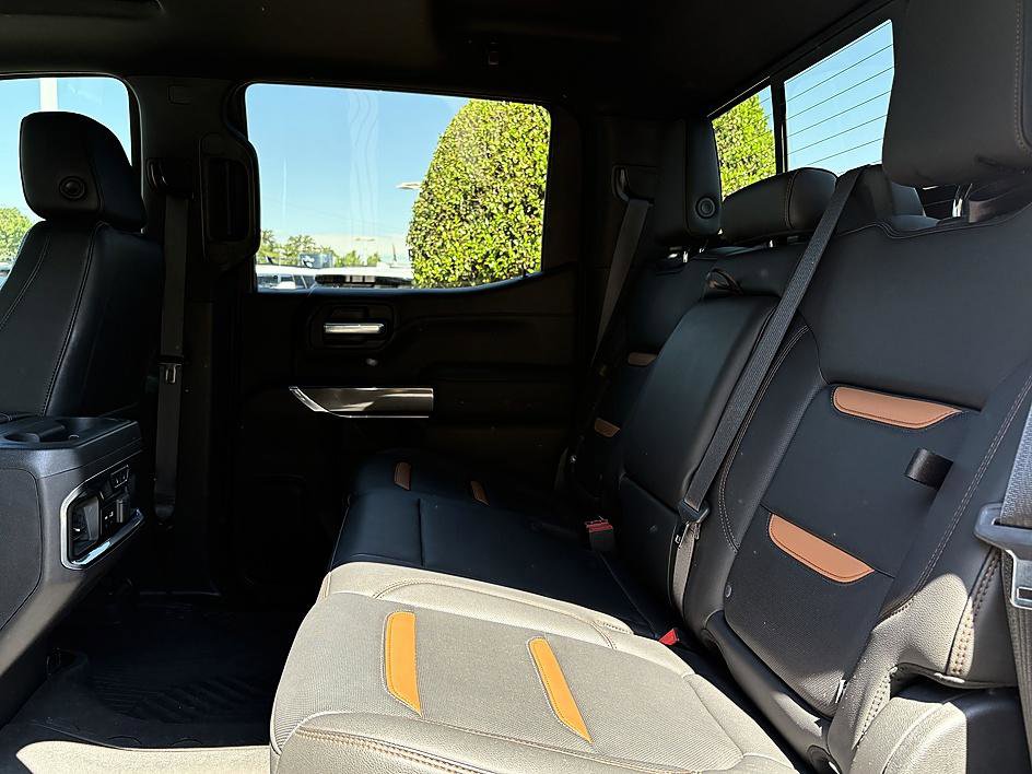 Used 2020 GMC Sierra 1500 AT4 w/ AT4 Premium Package AWD/4WD image 9