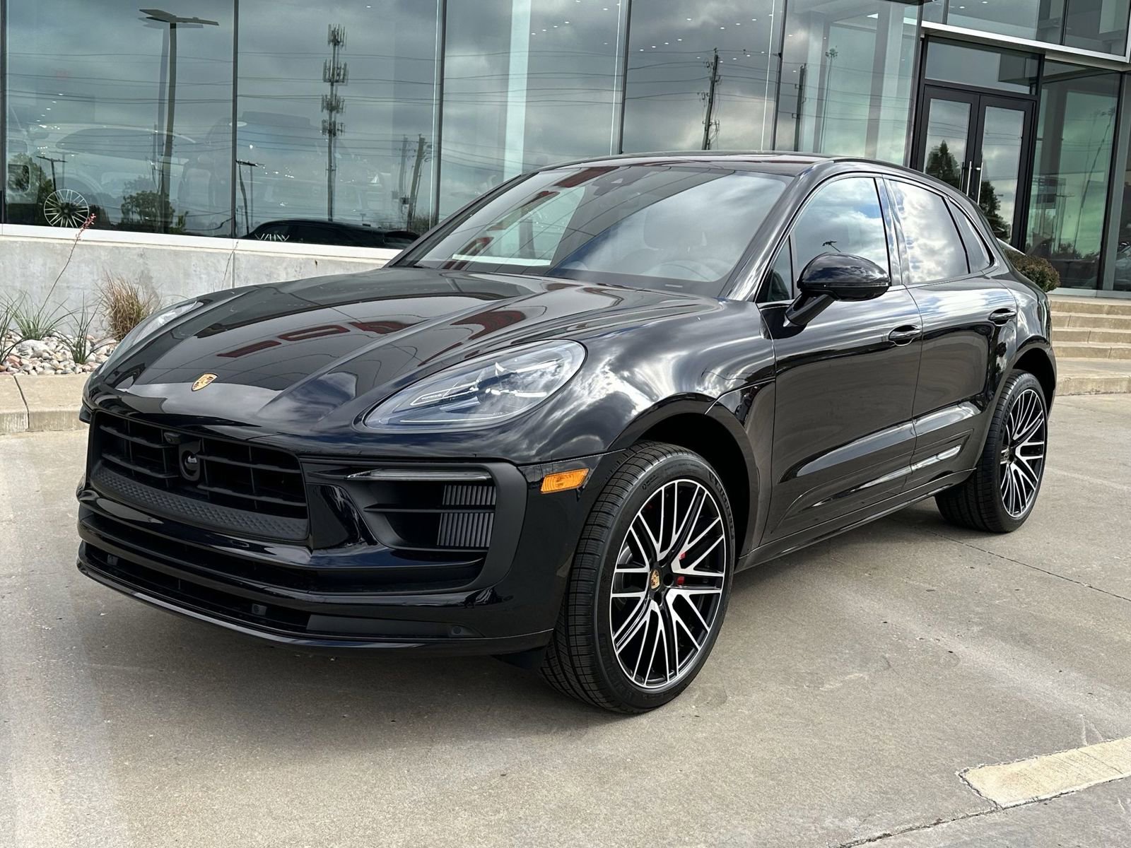 New 2026 Porsche Macan S AWD/4WD image 1