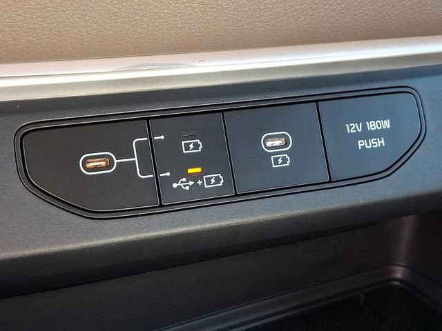 Certified 2026 Kia Carnival LXS FWD image 26