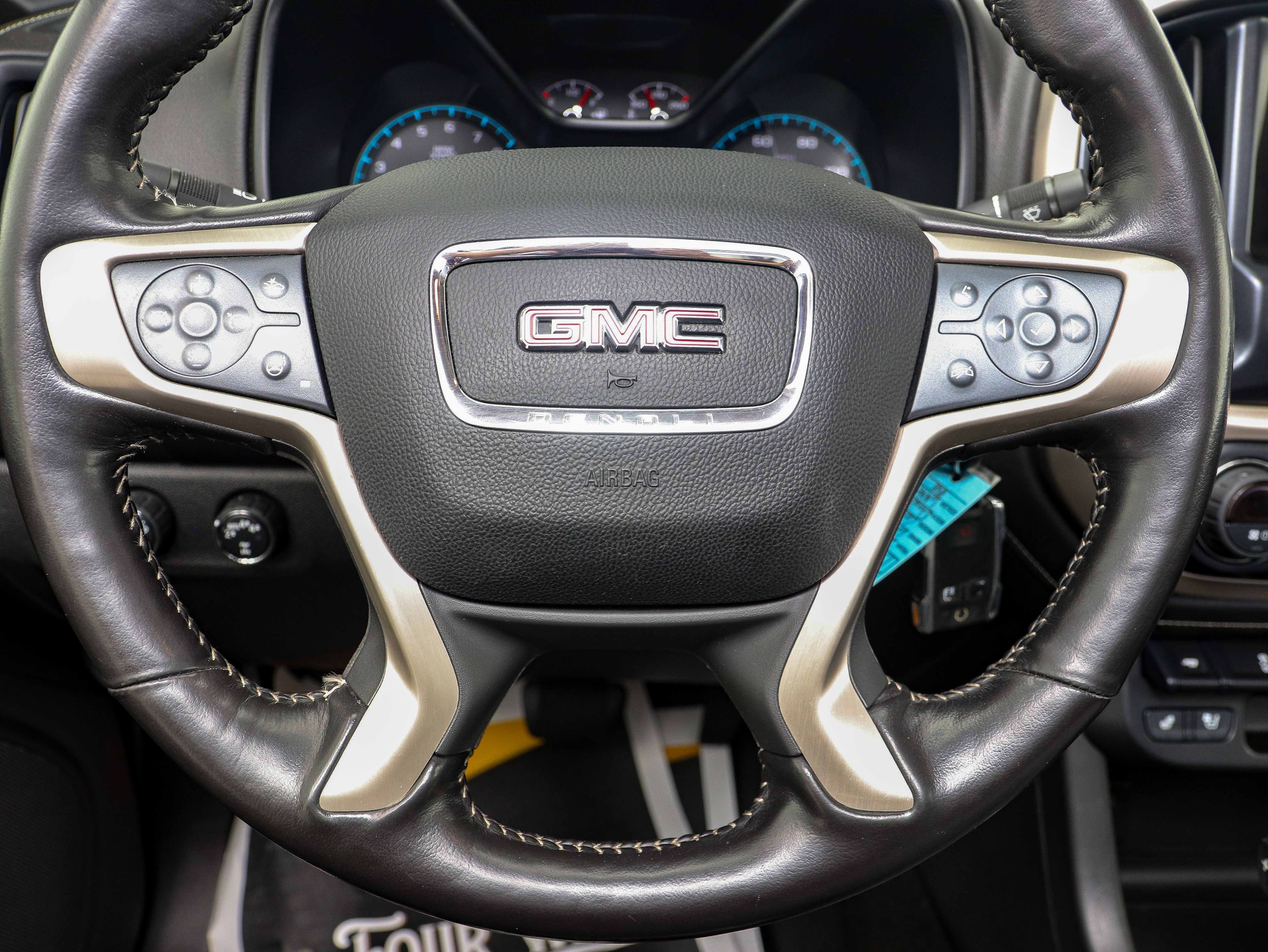 Used 2018 GMC Canyon Denali image 24